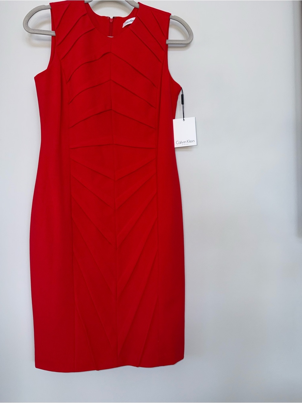 Calvin Klein Vibrant Red-Orange Sleeveless Sheath Dress